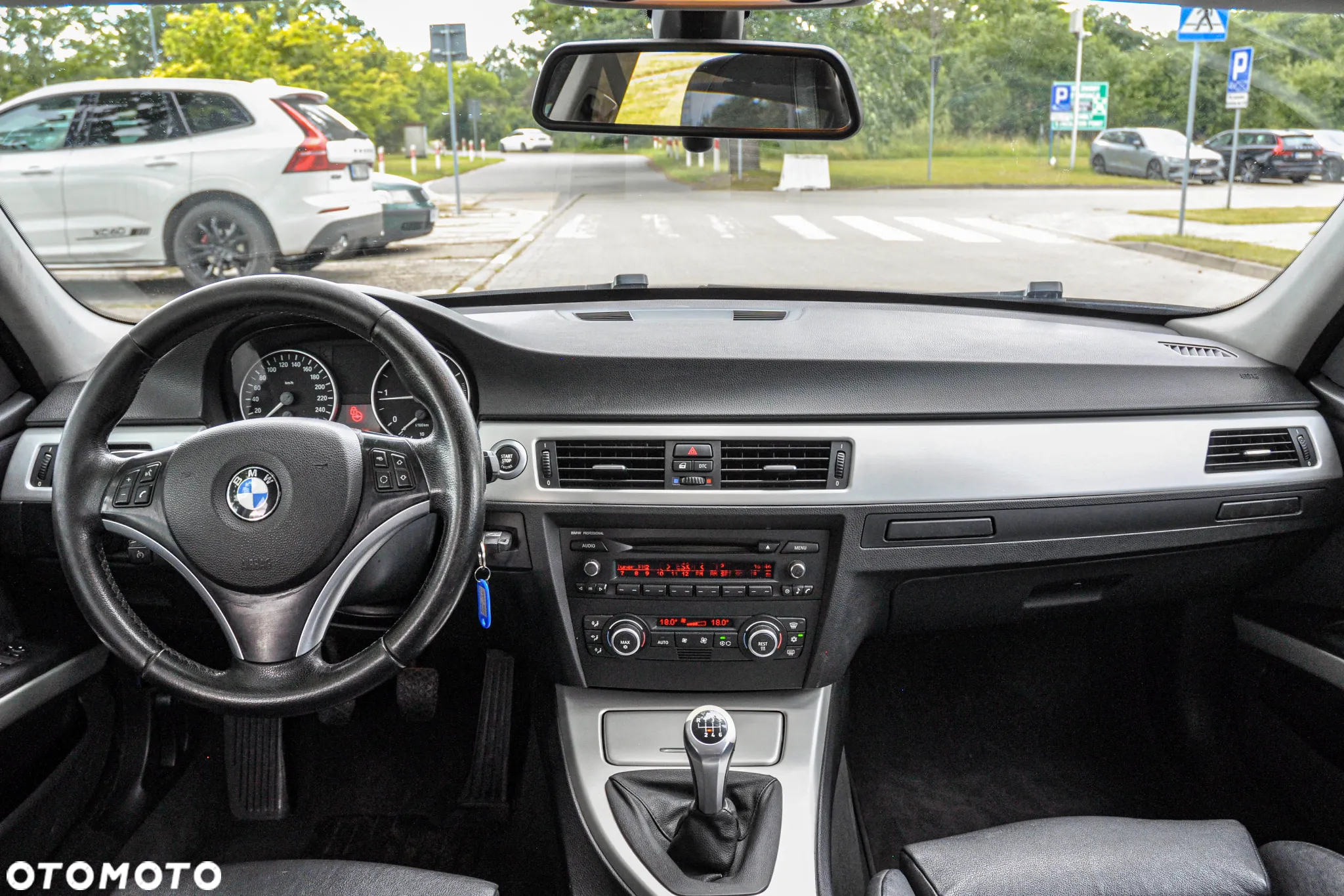 BMW Seria 3 320d DPF Touring - 9