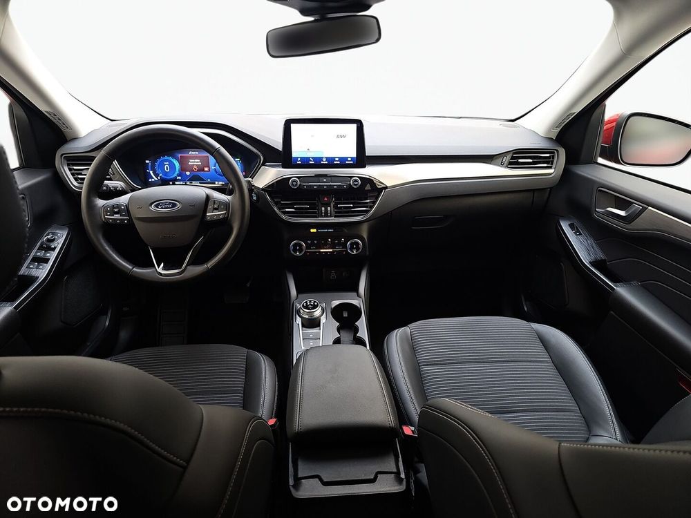 Ford Kuga - 26