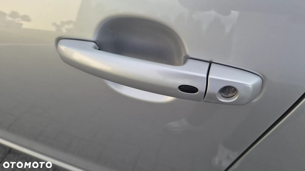 Suzuki Grand Vitara 1.9 DDiS Premium EU5 - 31