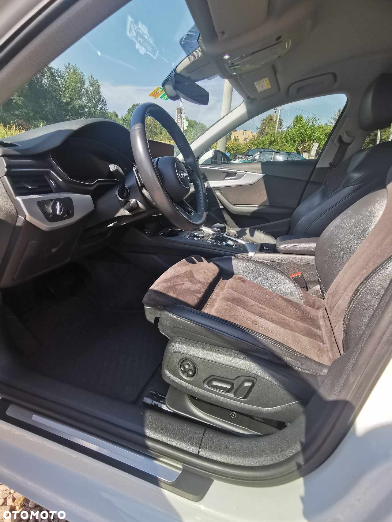 Audi A4 2.0 TDI Sport S tronic - 16