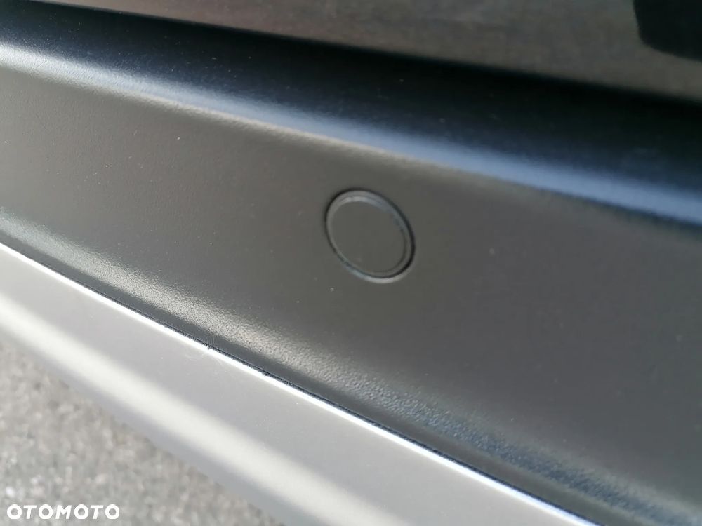 Ford Kuga 2.0 TDCi Titanium - 34