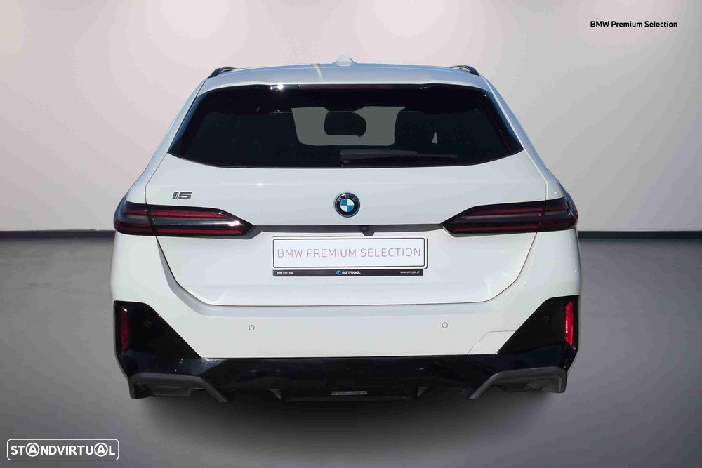 BMW i5 Touring eDrive40 - 4