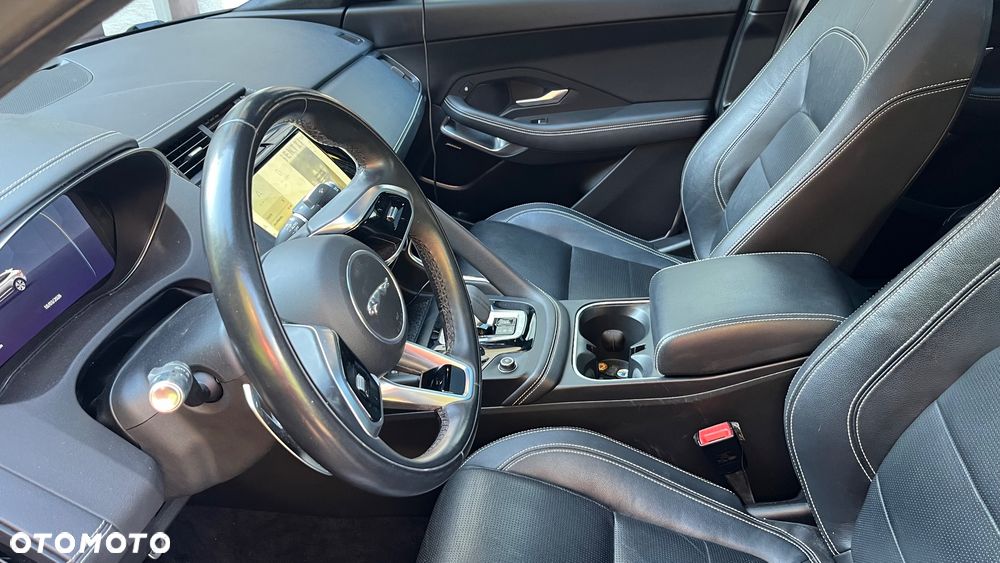 Jaguar E-Pace P300 AWD Sport - 19