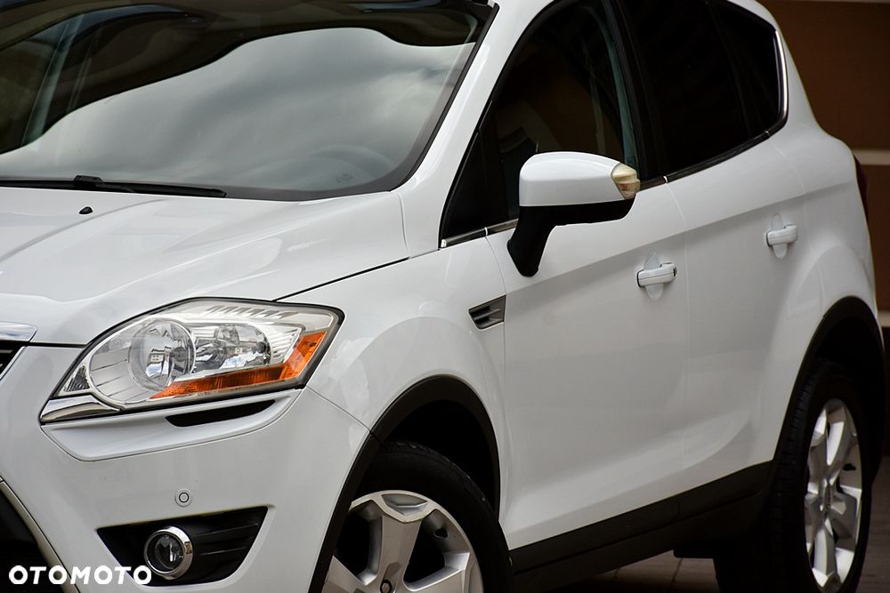 Ford Kuga 2.0 TDCi 4x4 Titanium - 10