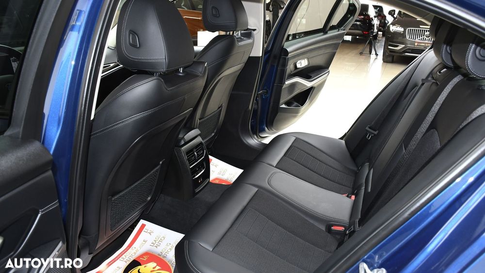 BMW Seria 3 320i xDrive Aut. Modern Line - 11