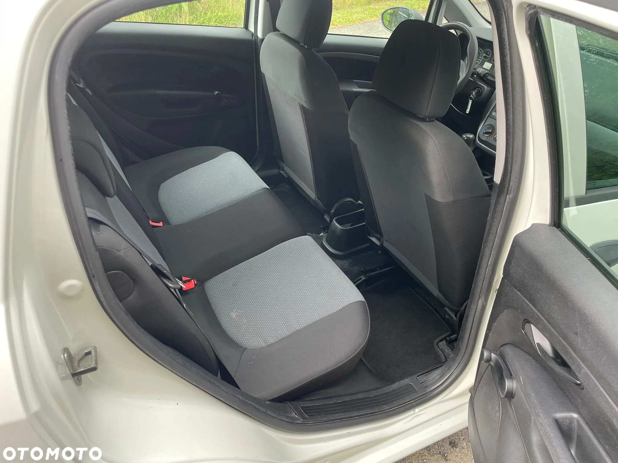 Fiat Punto - 10