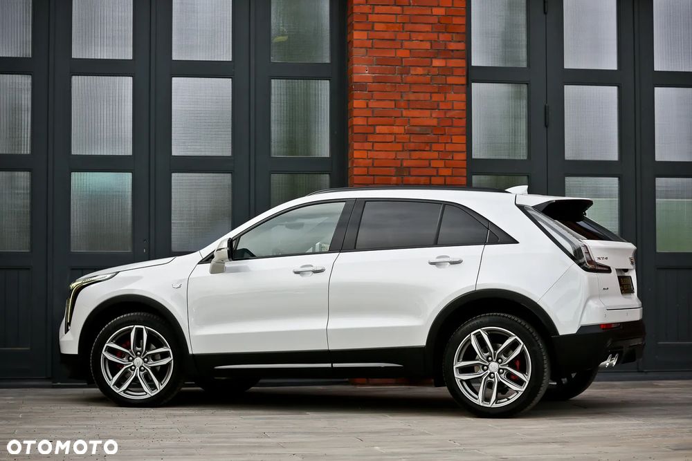 Cadillac XT4 350D AWD Launch Edition Sport - 11