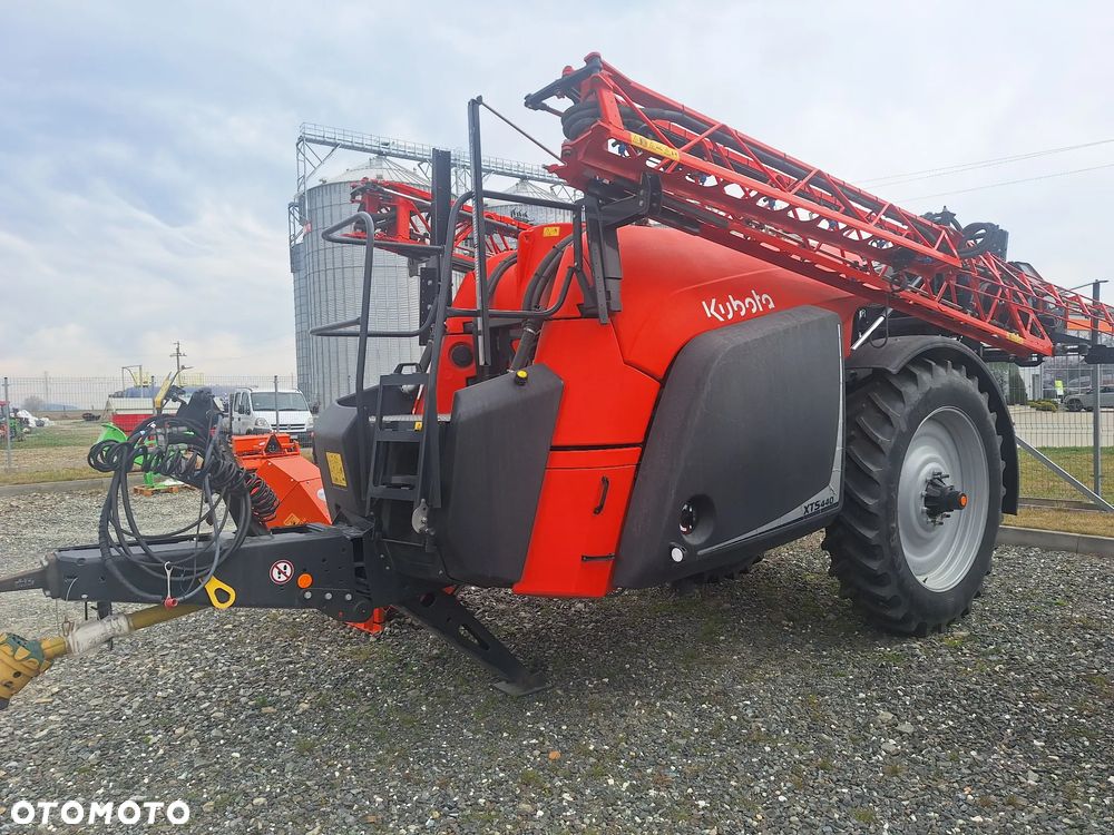 Kubota XTS4 - 1