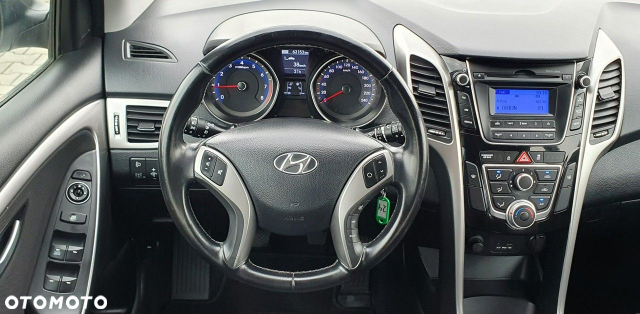 Hyundai i30 - 16