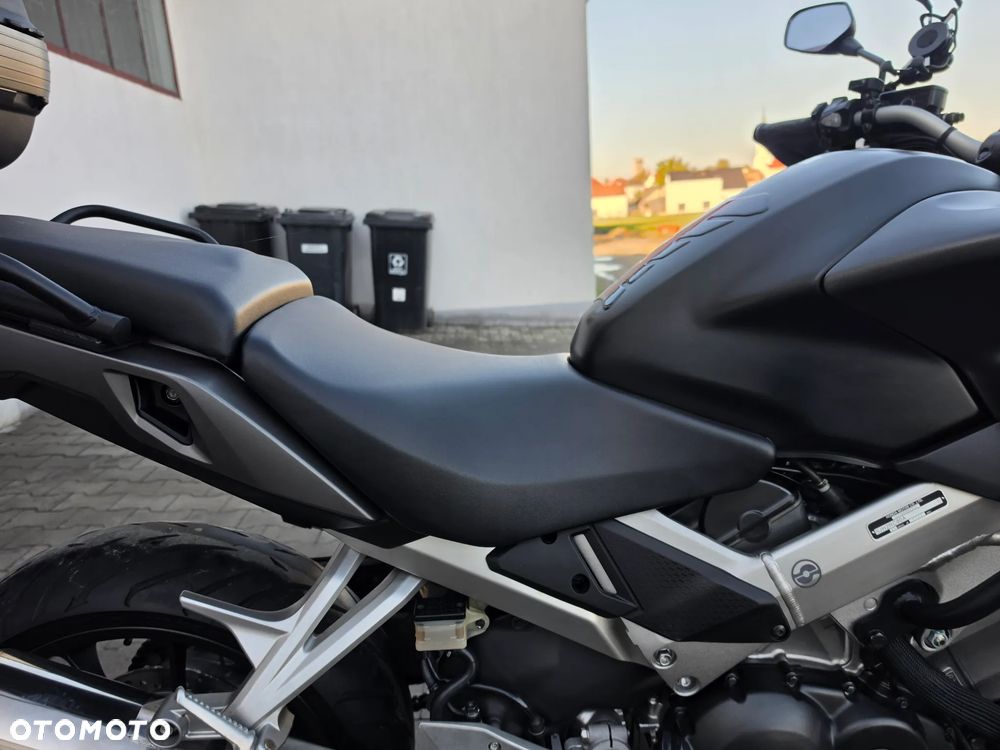 Honda VFR - 22