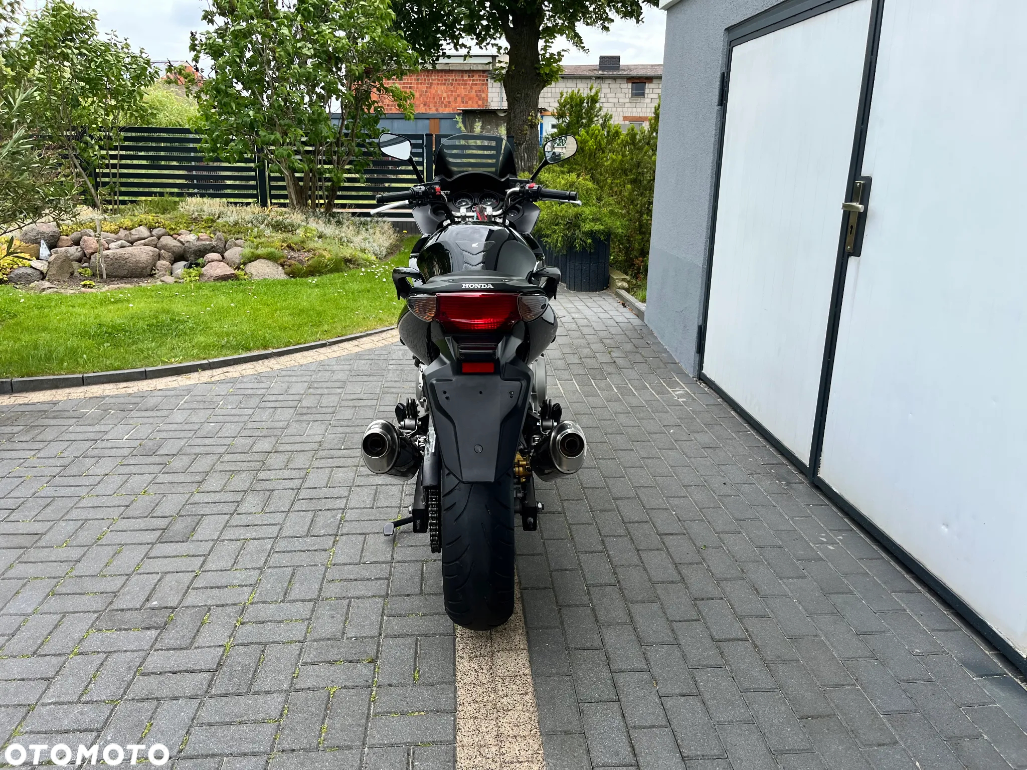 Honda CBF - 8