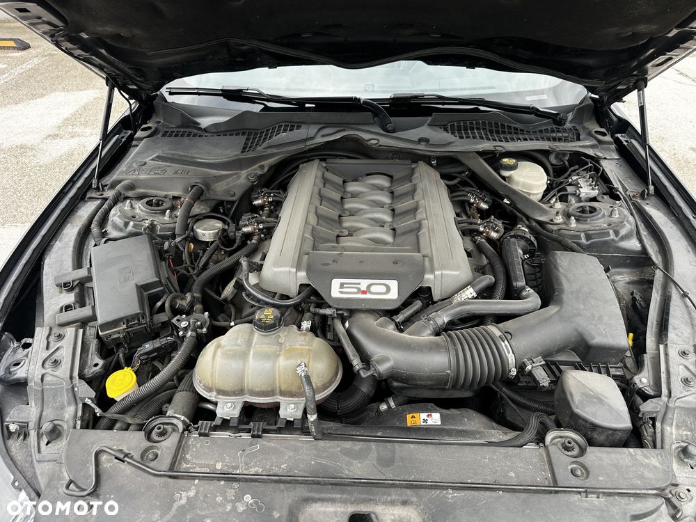 Ford Mustang 5.0 V8 GT - 33
