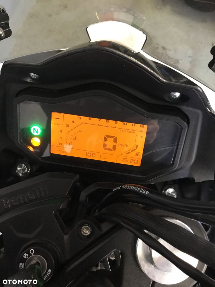 Benelli TRK 251 - 7