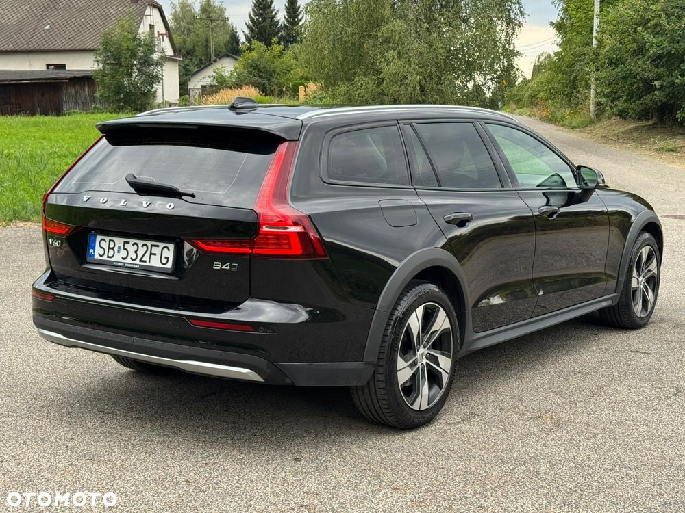 Volvo V60 Cross Country Plus B4 D AWD - 8