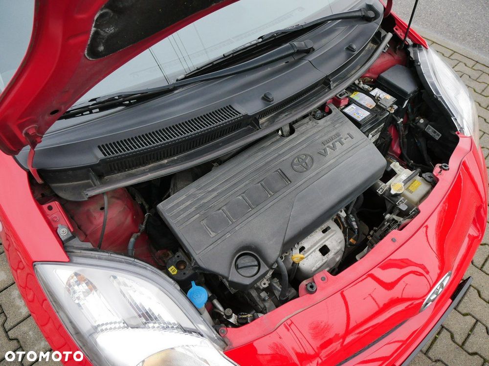 Toyota Yaris 1.33 Active - 24