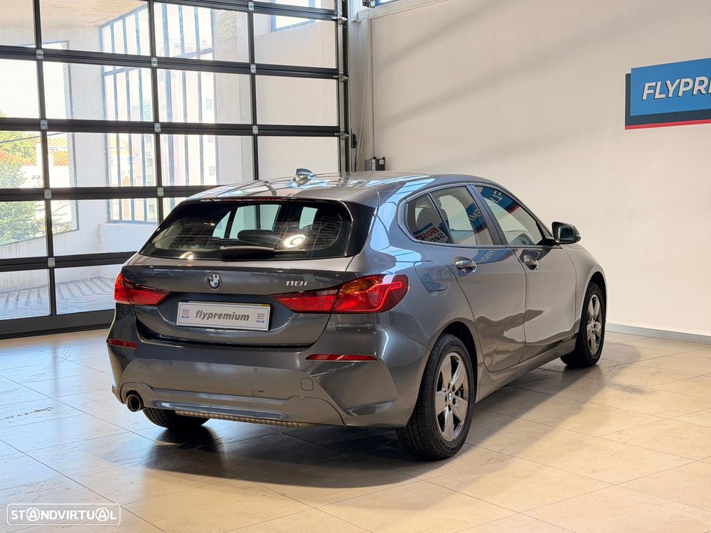BMW 118 i Auto - 6