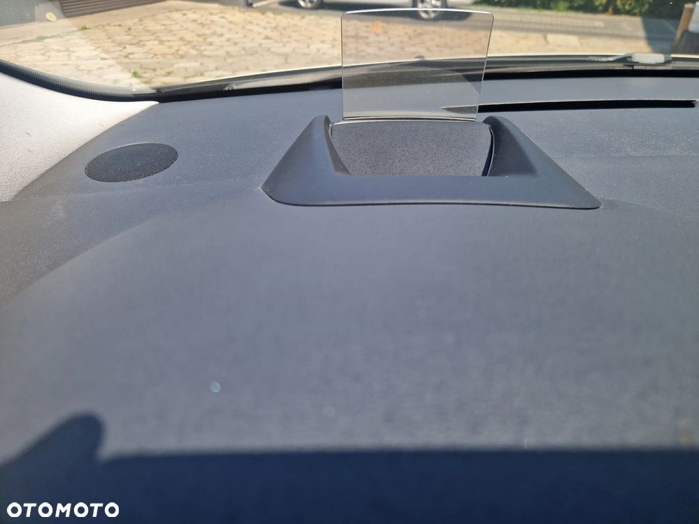 Peugeot 3008 1.6 Style - 24