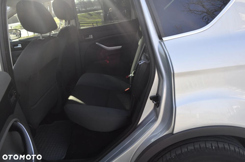Ford Kuga 2.0 TDCi Trend - 9