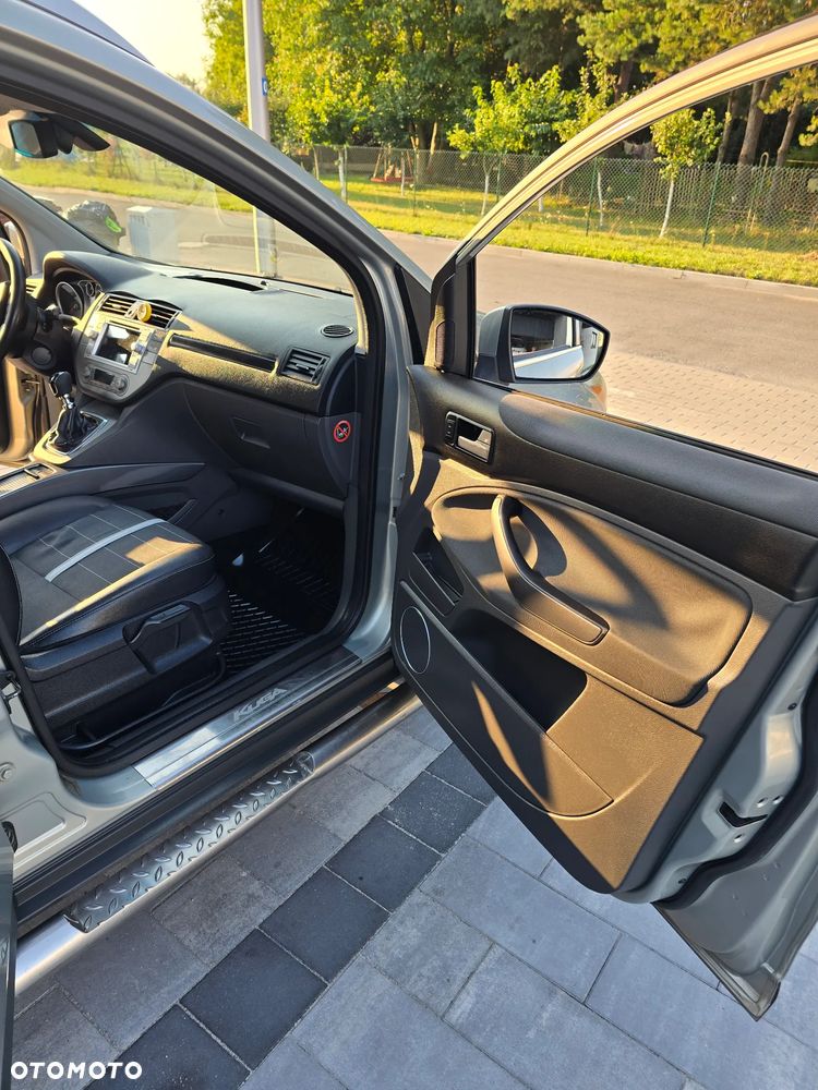 Ford Kuga 2.0 TDCi Titanium FWD - 10