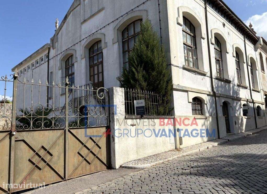 PREDIO URBANO - ESTREMOZ - Grande imagem: 2/17