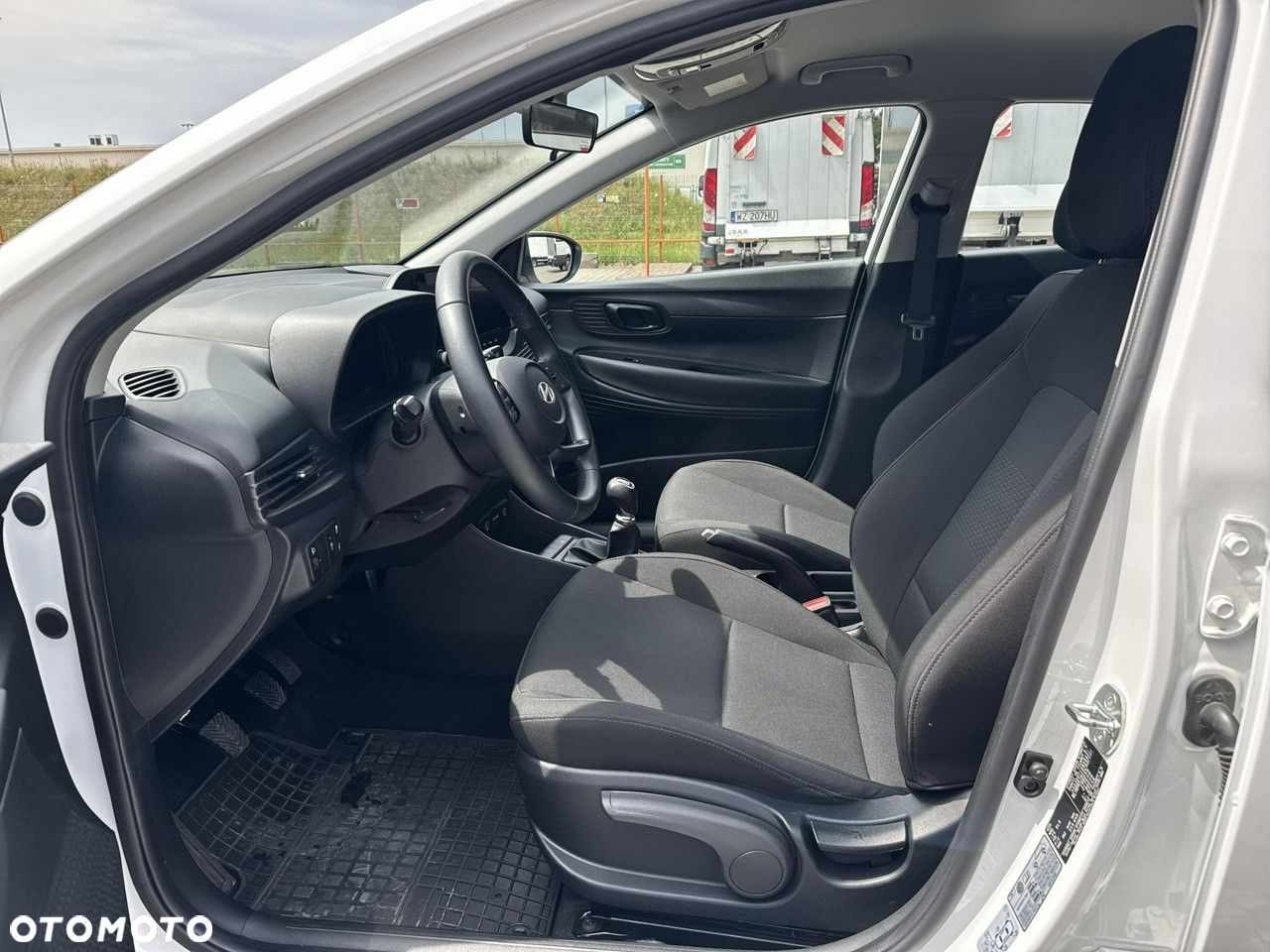 Hyundai i20 1.2 Modern - 11