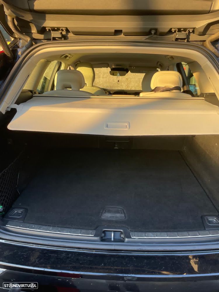 Volvo XC 60 2.0 D4 R-Design Geartronic - 8