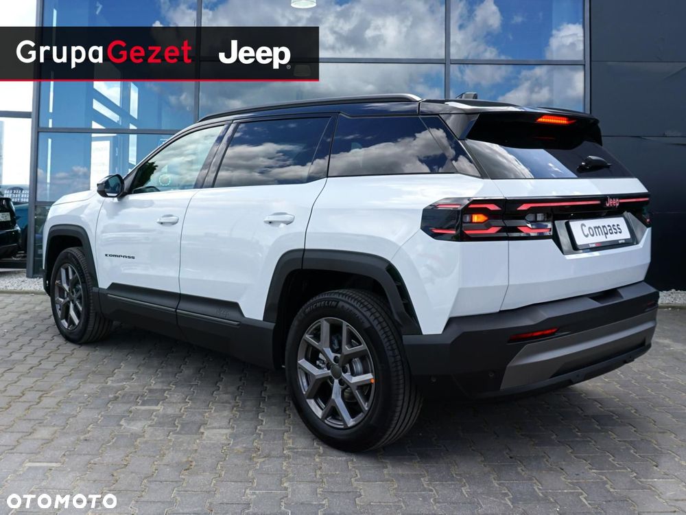 Jeep Compass - 13