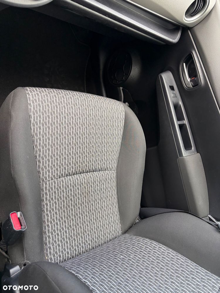 Toyota Yaris 1.33 Selection Passion - 20