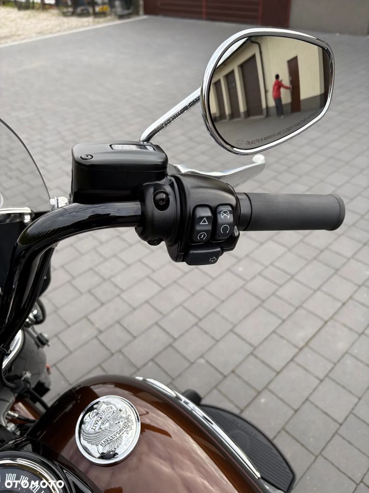 Harley-Davidson Softail Heritage Classic - 13