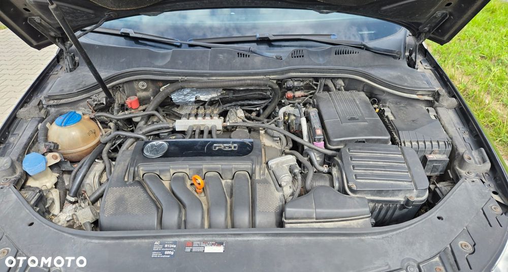 Volkswagen Passat 2.0 FSI Comfortline - 12
