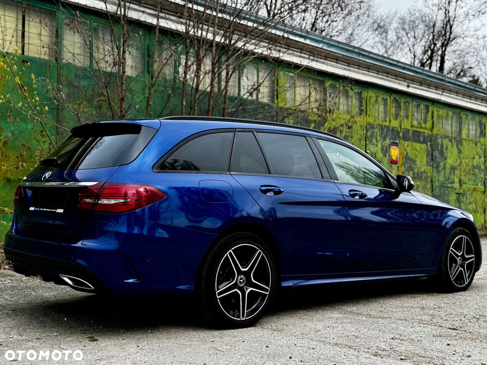 Mercedes-Benz Klasa C 300 de 9G-TRONIC AMG Line - 15