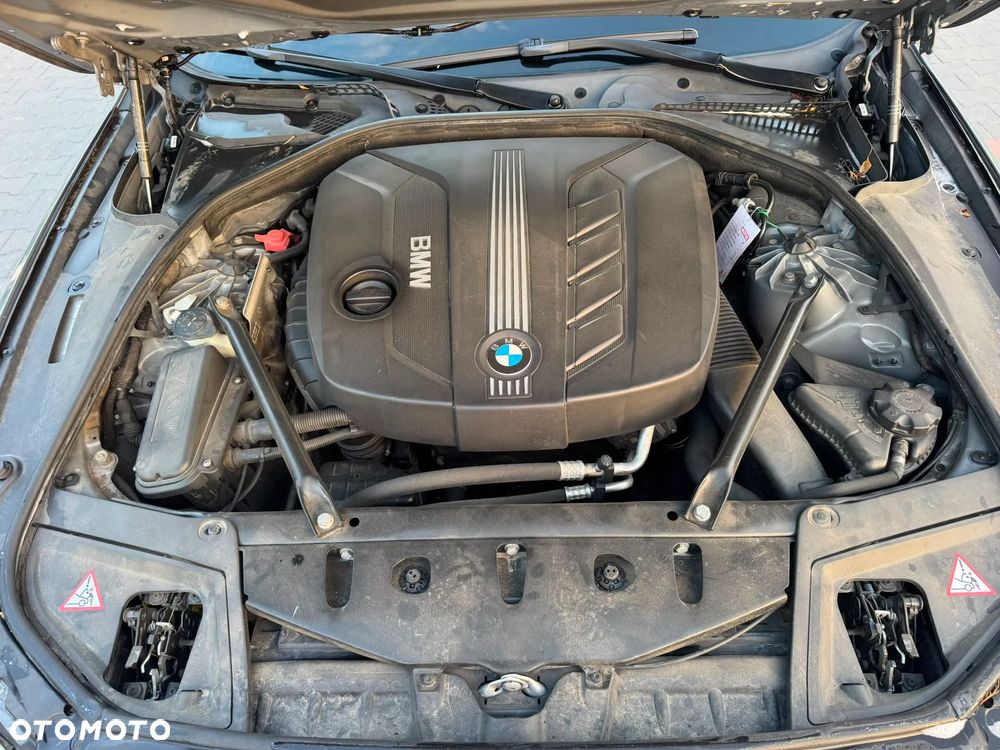 BMW Seria 5 520d Edition Fleet Lifestyle - 15