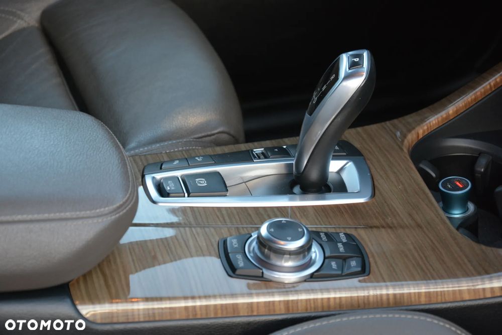 BMW X3 xDrive20d - 27
