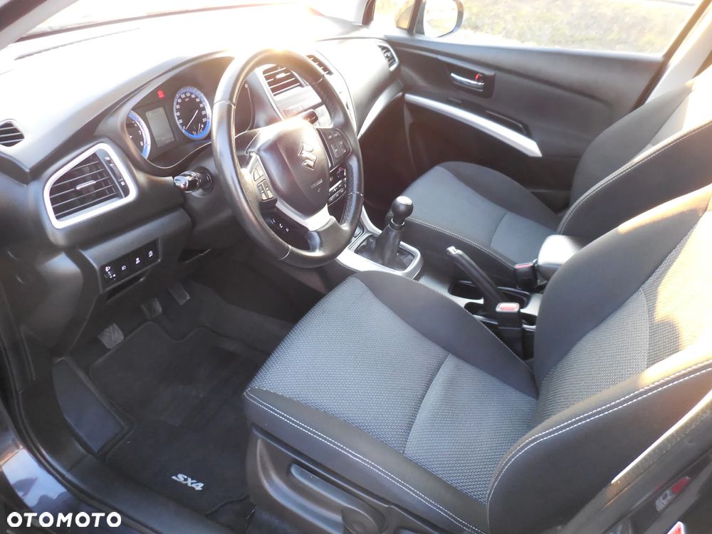 Suzuki SX4 - 18