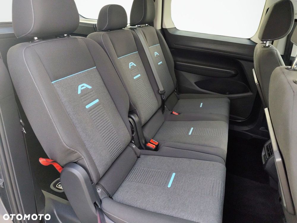 Ford Tourneo Connect - 19