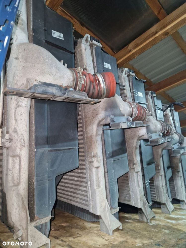 Zestaw Chłodnic Komplet Iveco Stralis Trakker Cursor 9 Intercooler Cieczy - 3