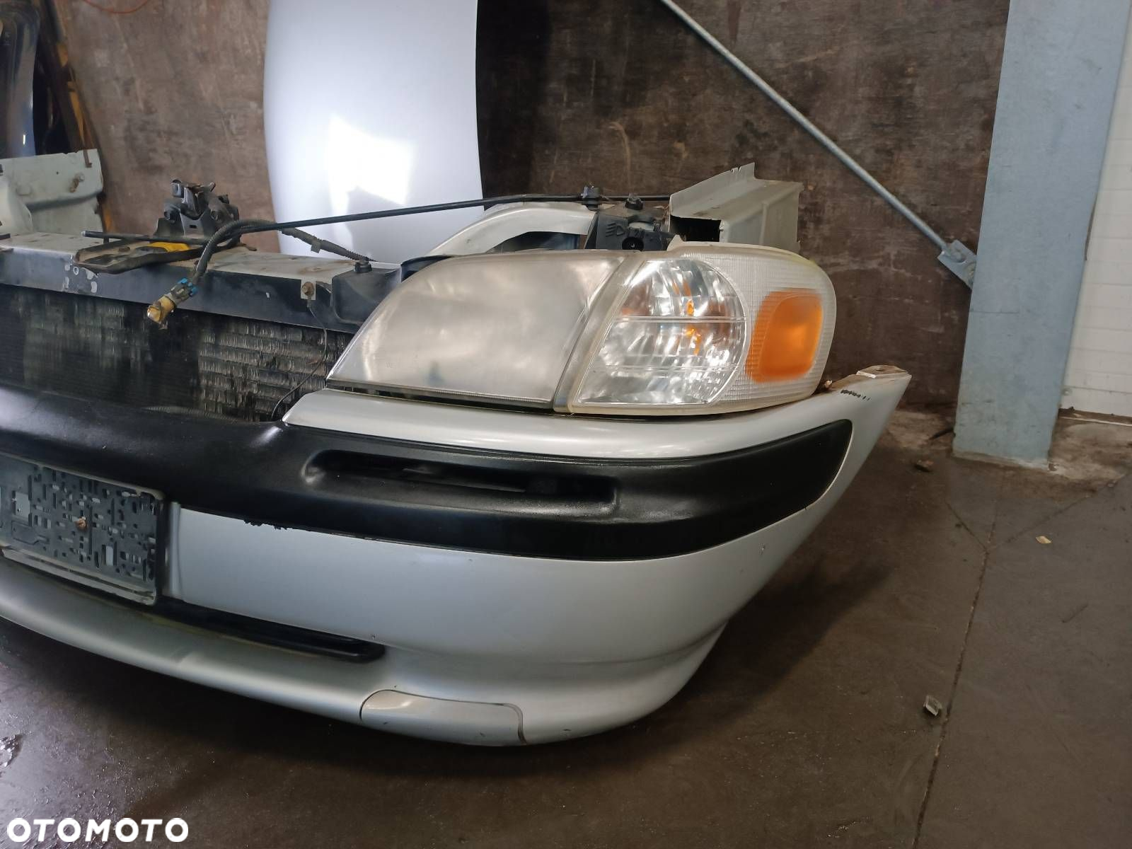 KOMPLETNY PRZÓD MASKA ZDERZAK LAMPY OPEL SINTRA - 2