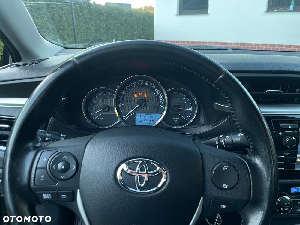 Toyota Corolla 1.6 Valvematic Life - 10