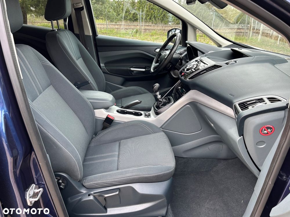 Ford Grand C-MAX 2.0 TDCi Titanium - 21