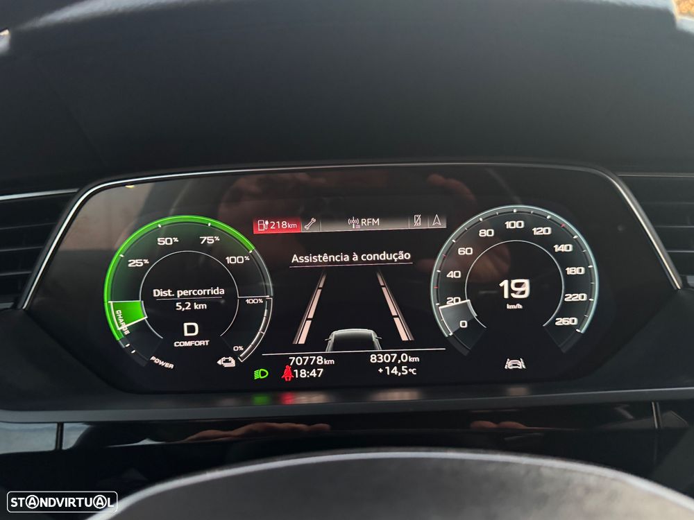 Audi e-tron - 31