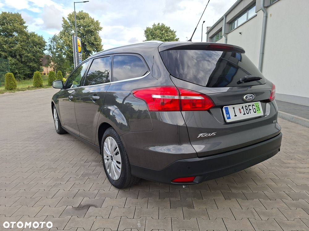 Ford Focus - 4
