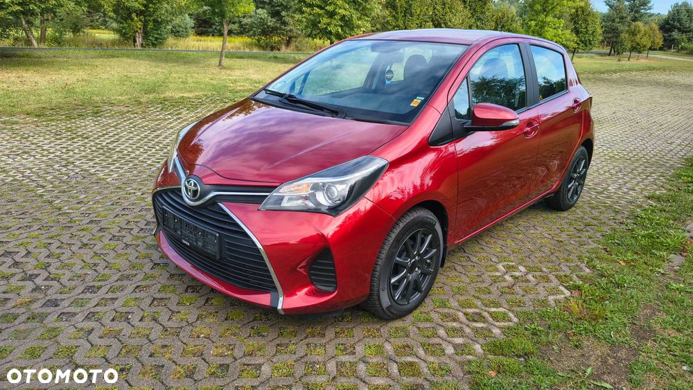 Toyota Yaris 2016 photo 2