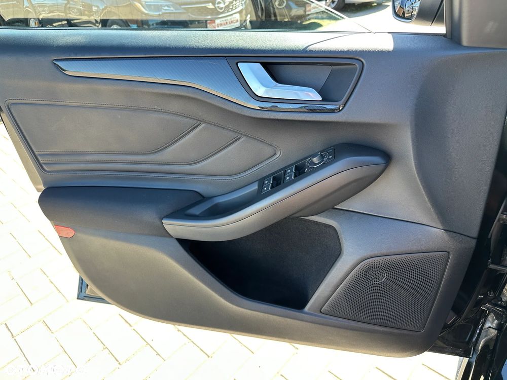 Ford Focus SW - 20