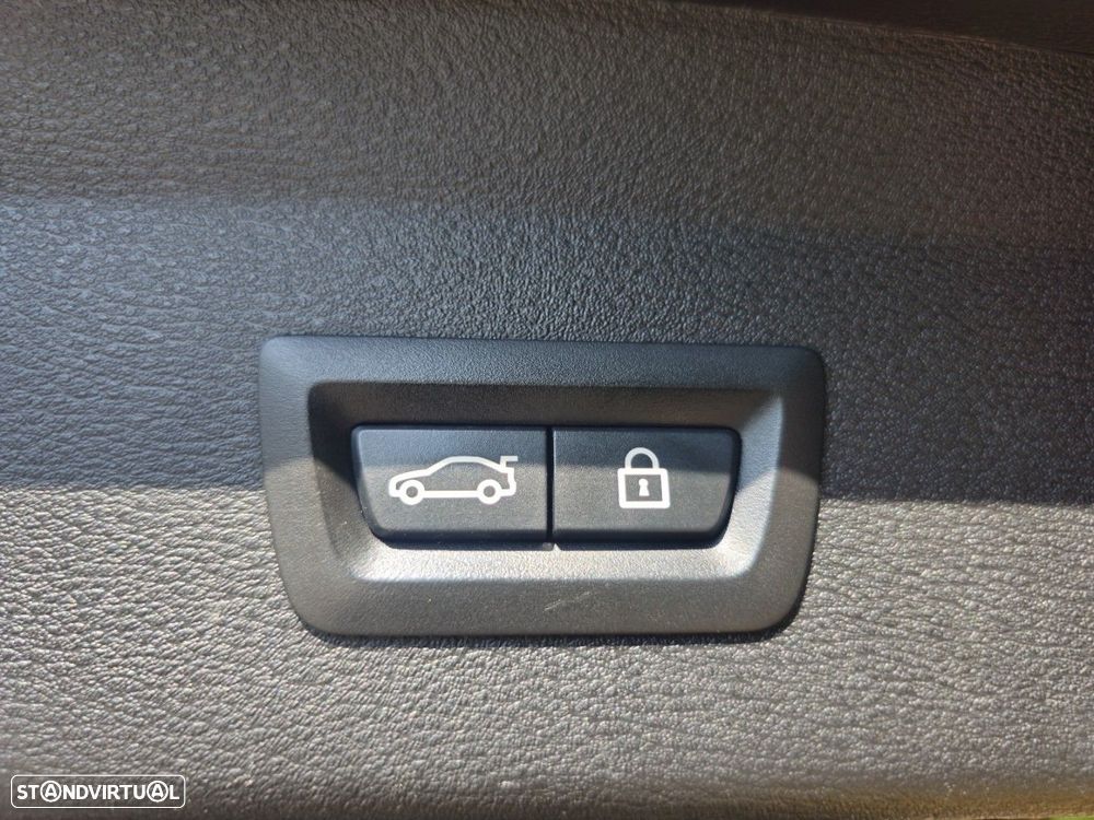 BMW X1 25 d xDrive Pack M - 29