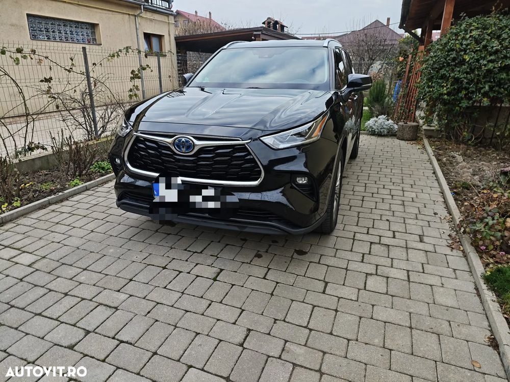 Toyota Highlander 2.5 L Hybrid Dynamic Force 248CP Exclusive Metallic - 2