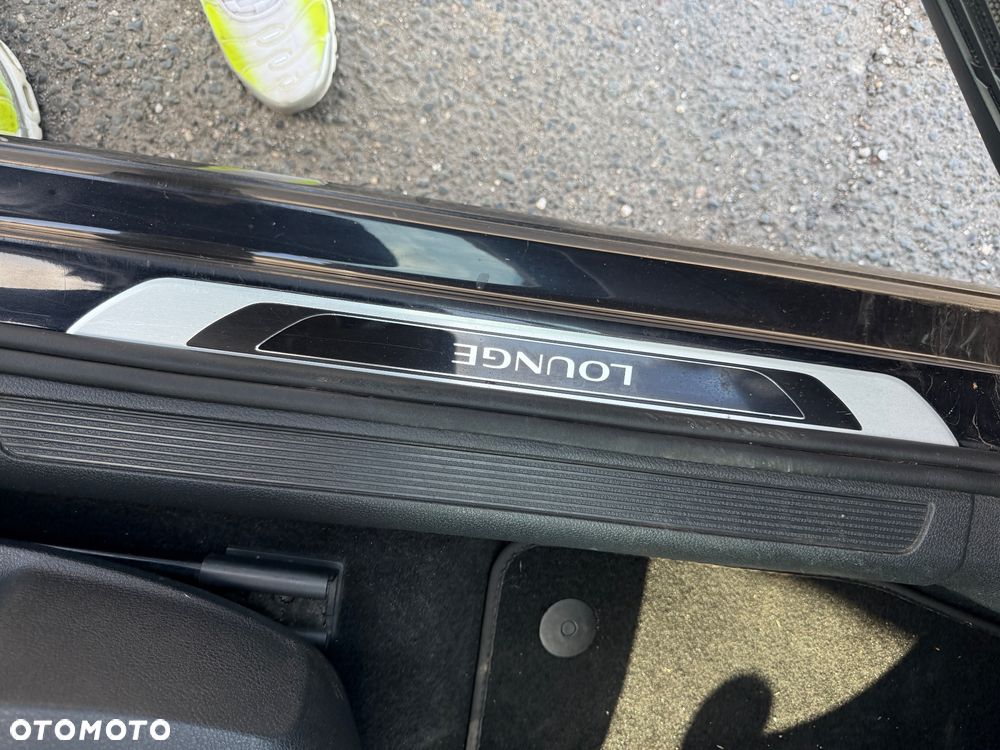 Volkswagen Golf Variant 1.6 TDI BlueMotion Technology Lounge - 9