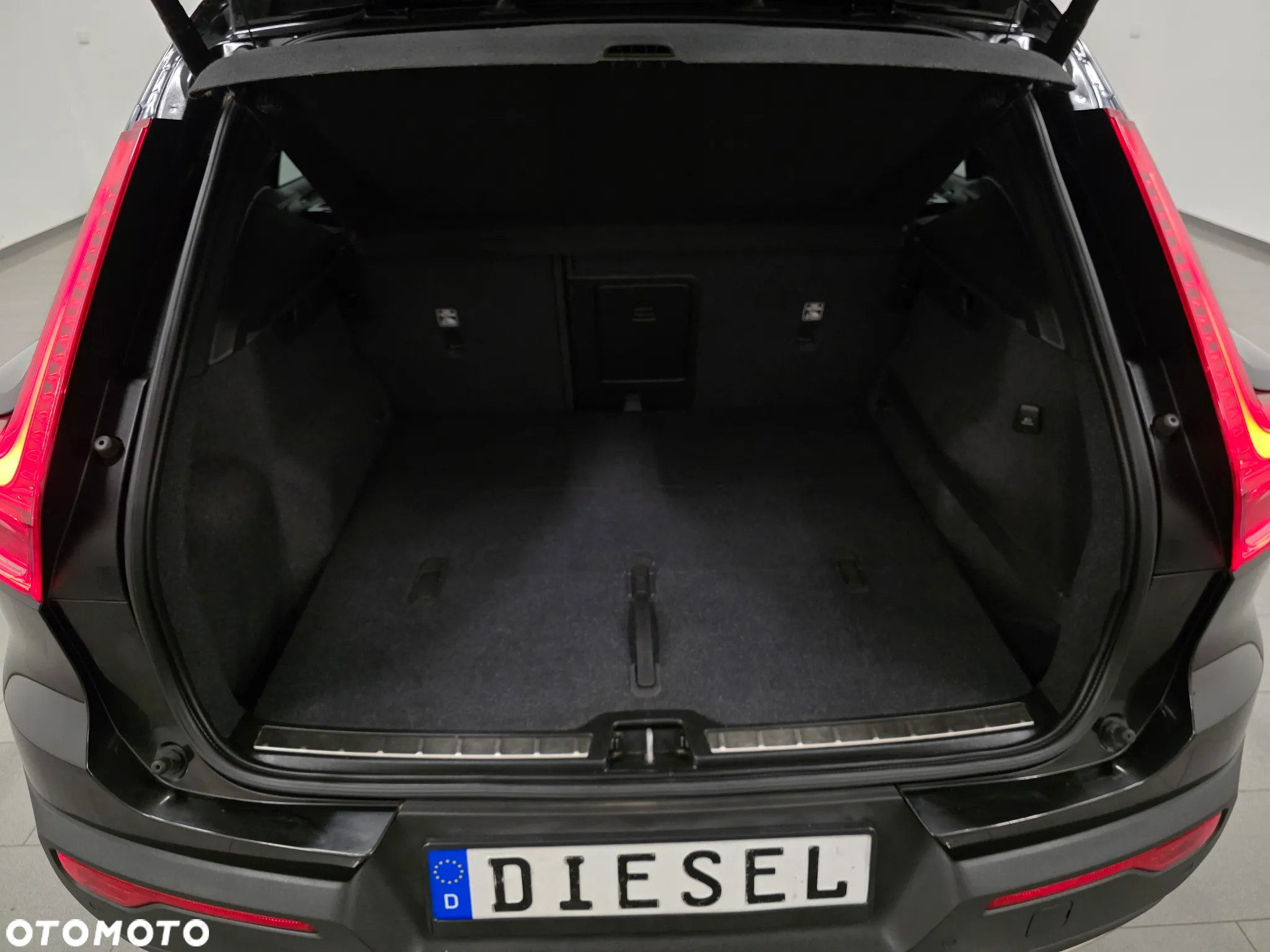 Volvo XC 40 D3 R-Design - 39