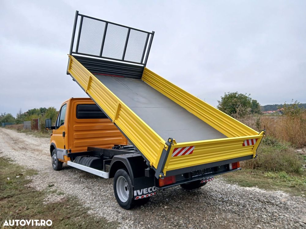 Iveco Daily  35 65  70 max. autoriz 3,5 t cat. B basculabil pe 3 parti - 10