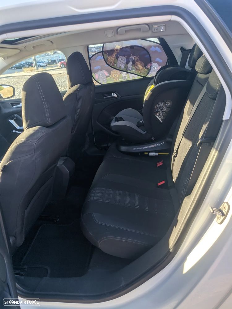Peugeot 308 SW - 9