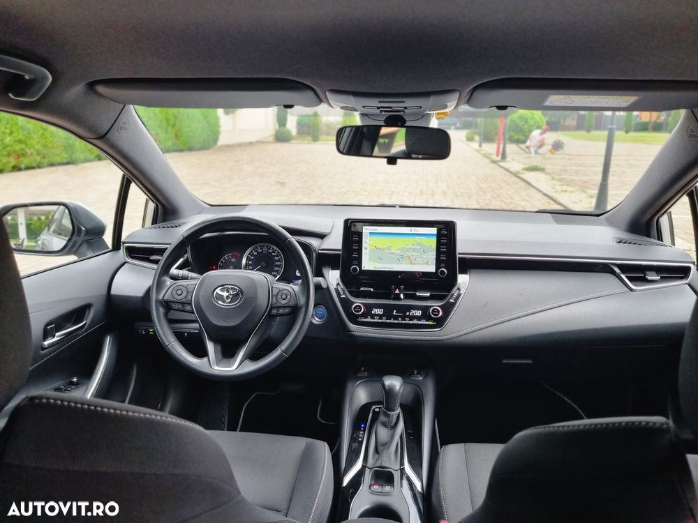Toyota Corolla 1.8 HSD Dynamic - 11